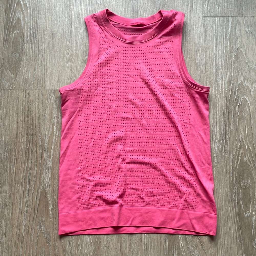 Lululemon tank